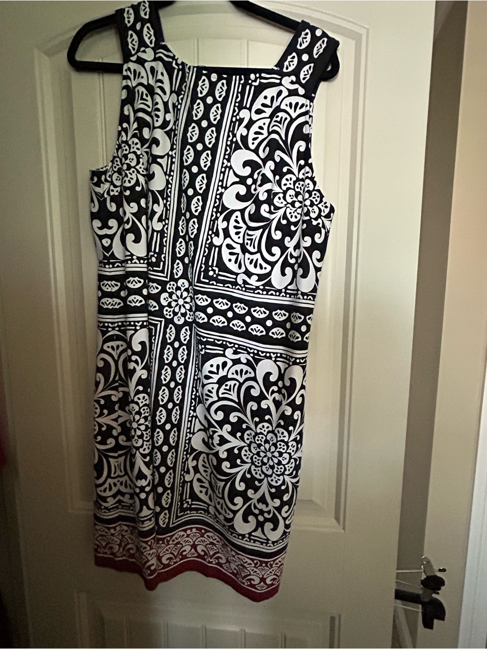 Talbots Black & White Sleeveless Medallion Print Dress with Maroon Trim